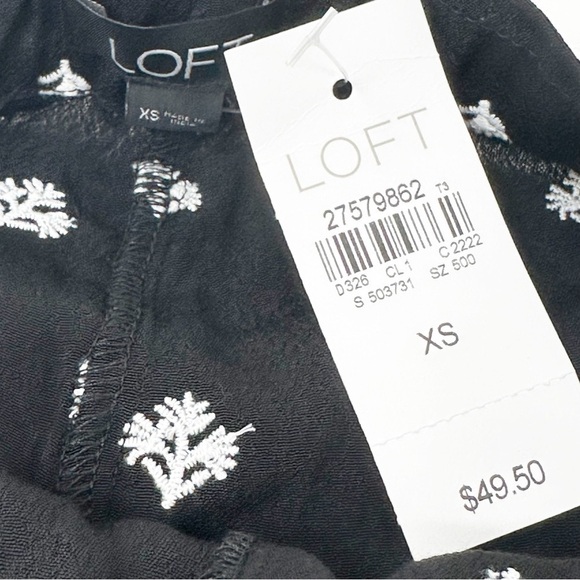 Loft Floral Embroidered Shorts - Picture 4 of 4